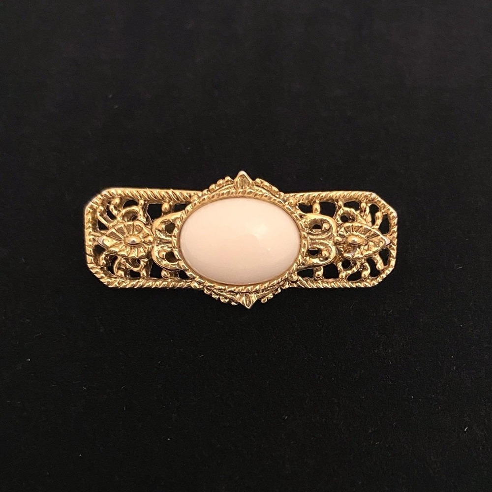 Vintage Bar Pin Brooch Ornate Gold Tone With Pastel Powder Pink Cabochon MCM